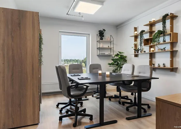 Aiden By Western Οντένσε