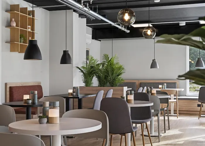 Aiden By Western Οντένσε